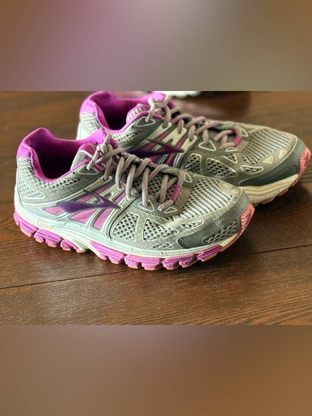 Brooks Ariel Shoes Womens Size 9.5 Gray Running Comfort Walking Sneakers